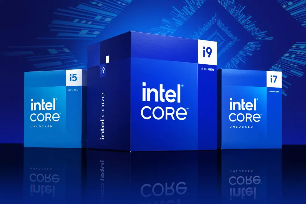 Boîtes processeurs Intel Core i5, i7 et i9 14th Gen sur fond bleu