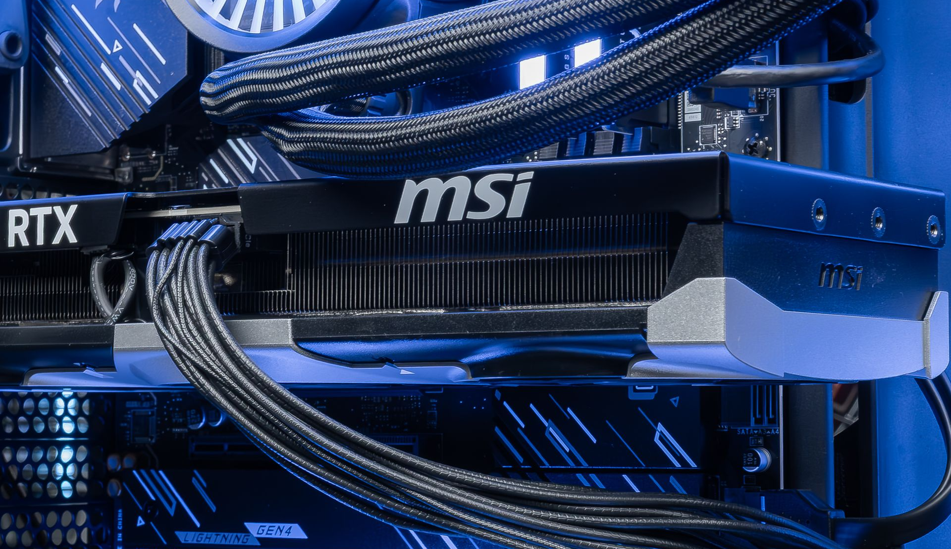 NVIDIA GeForce RTX 5080 videokaart 16 GB GDDR7 MSI in een FlowUP-gaming-pc met DLSS 4 en Ray Tracing