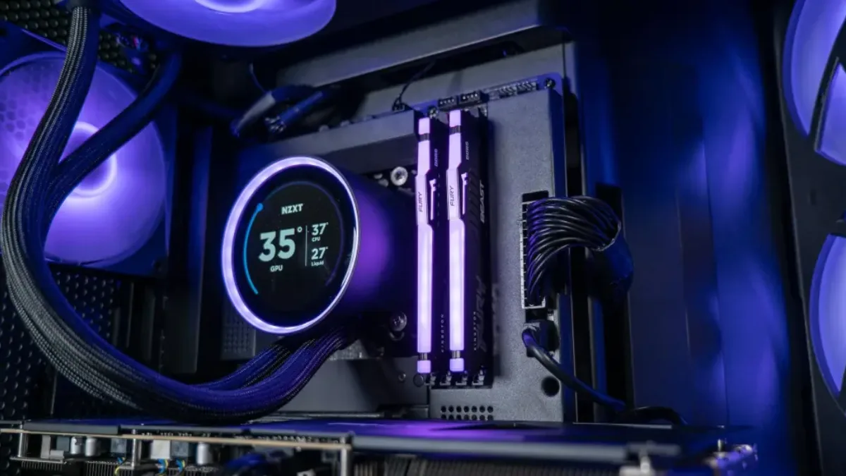 Inside a FlowUP gaming PC with water cooling, RGB RAM and sleeved cables