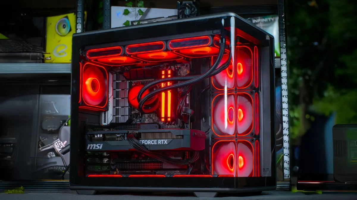 PC gamer FlowUP à boîtier vitré avec ventilateurs RGB rouges