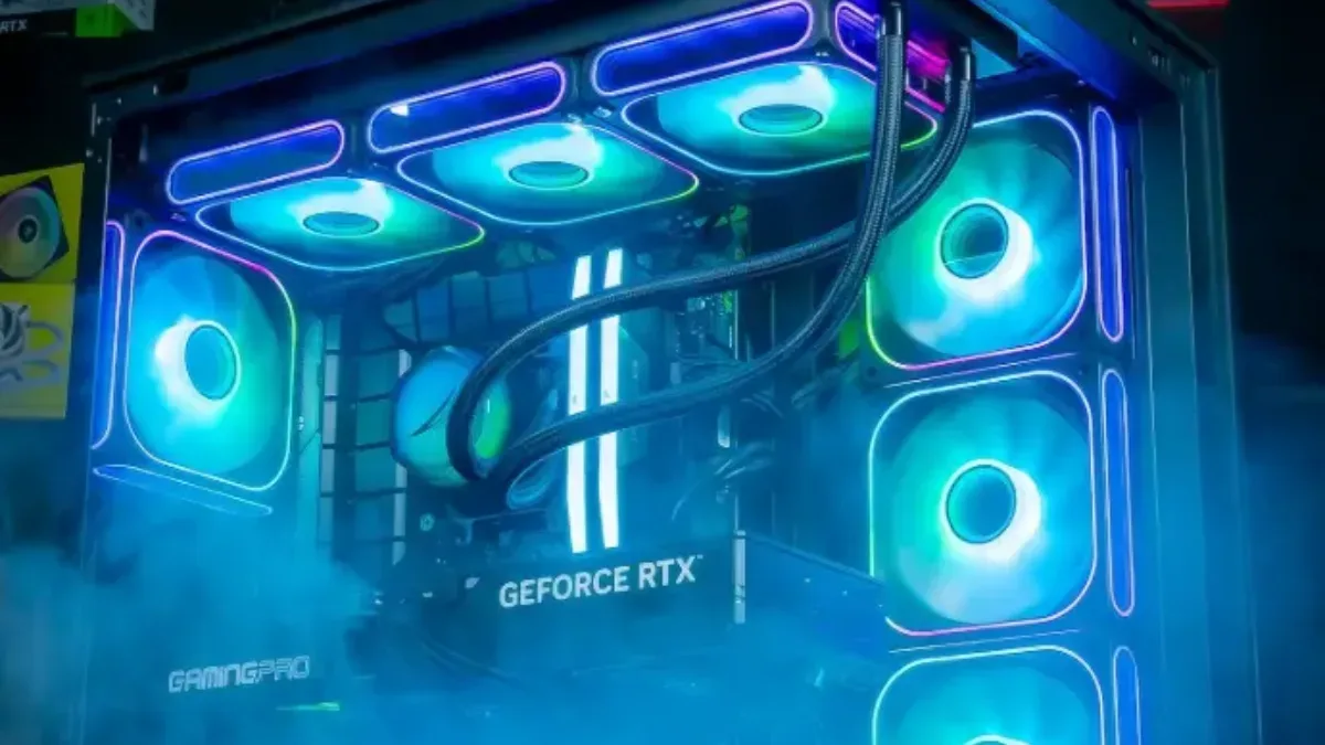 PC gamer avec watercooling et ventilateurs RGB bleus