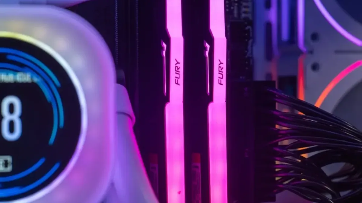 DDR5 RGB RAM sticks in a FlowUP gaming PC