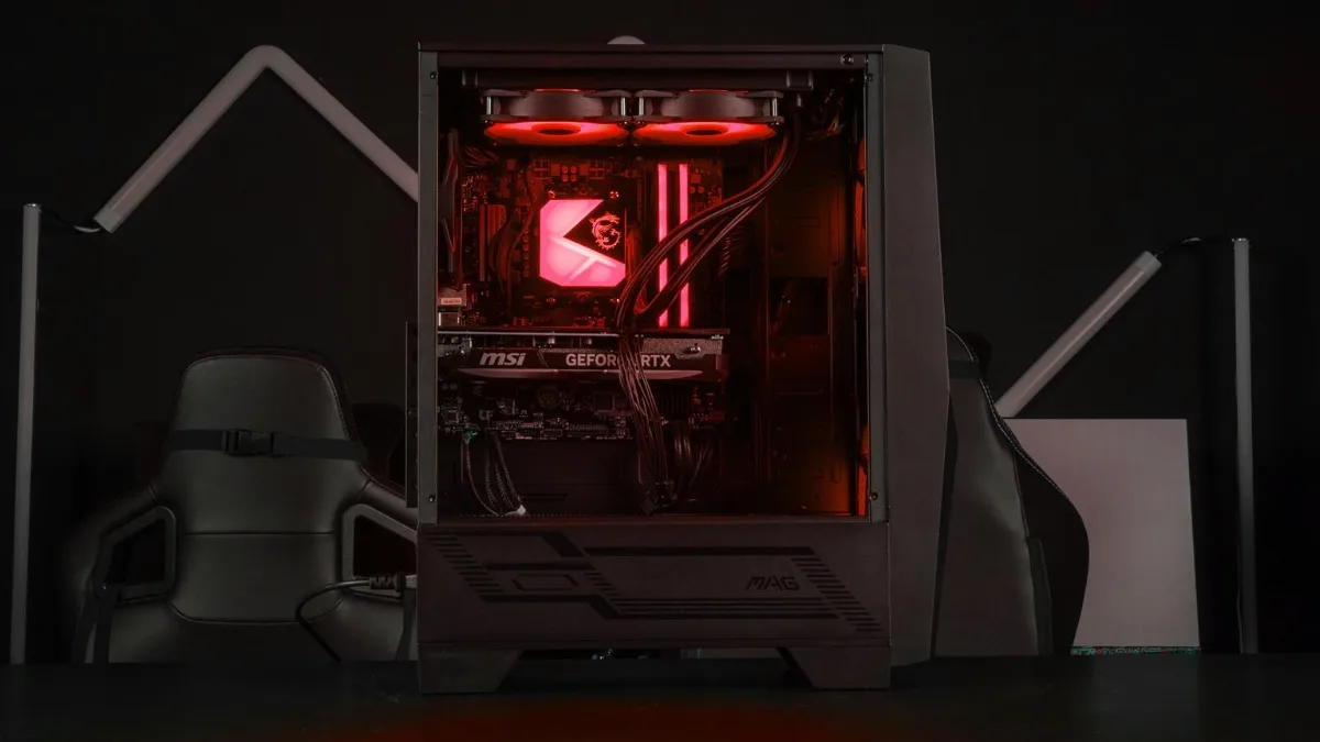 PC gamer FlowUP Red Storm by MSI avec éclairage rouge