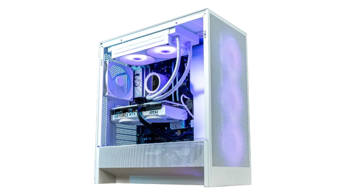 PC gamer Novara RTX 5070 de FlowUP