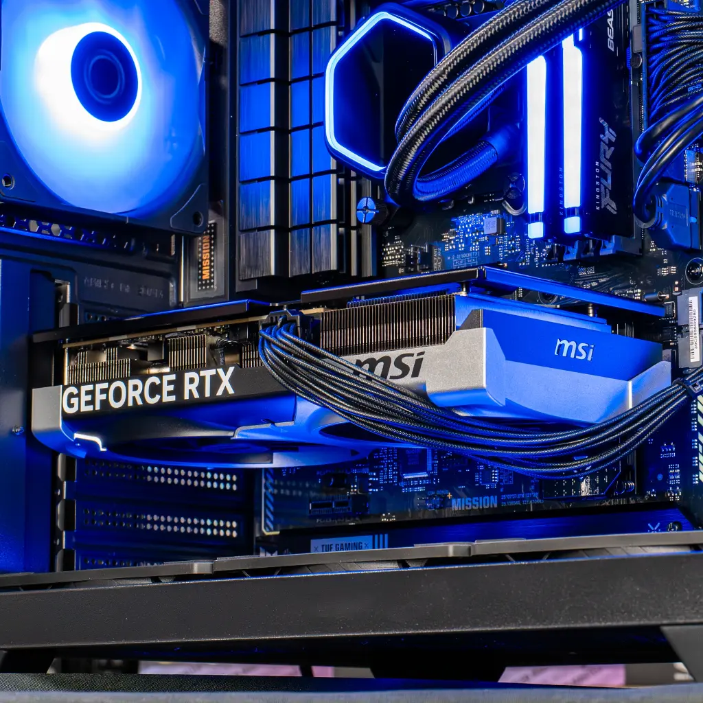 PC Aqua V2 GEFORCE RTX™ 5070 