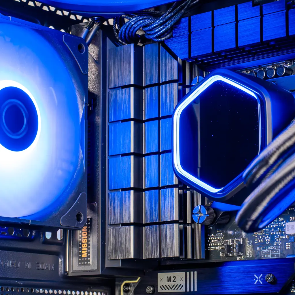 PC Aqua V2 GEFORCE RTX™ 5070 