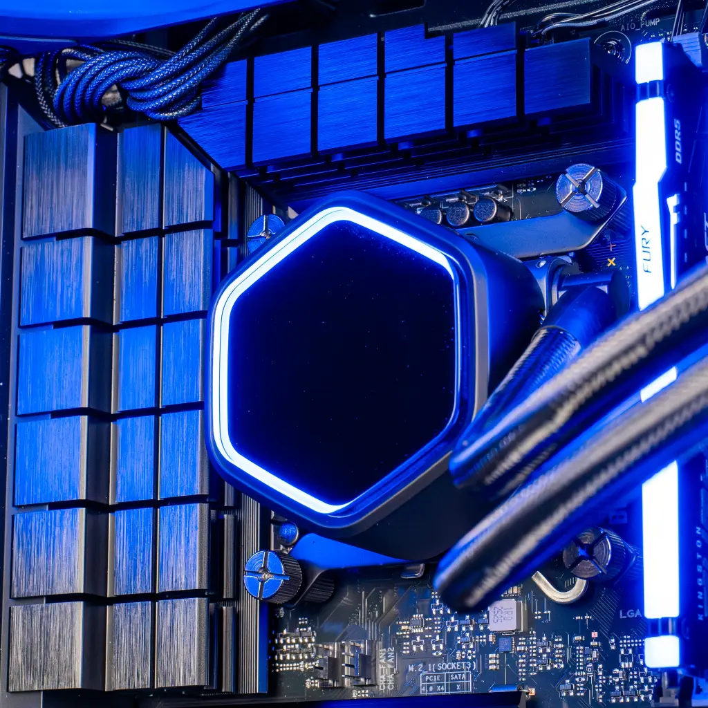 PC Aqua V2 GEFORCE RTX™ 5070 