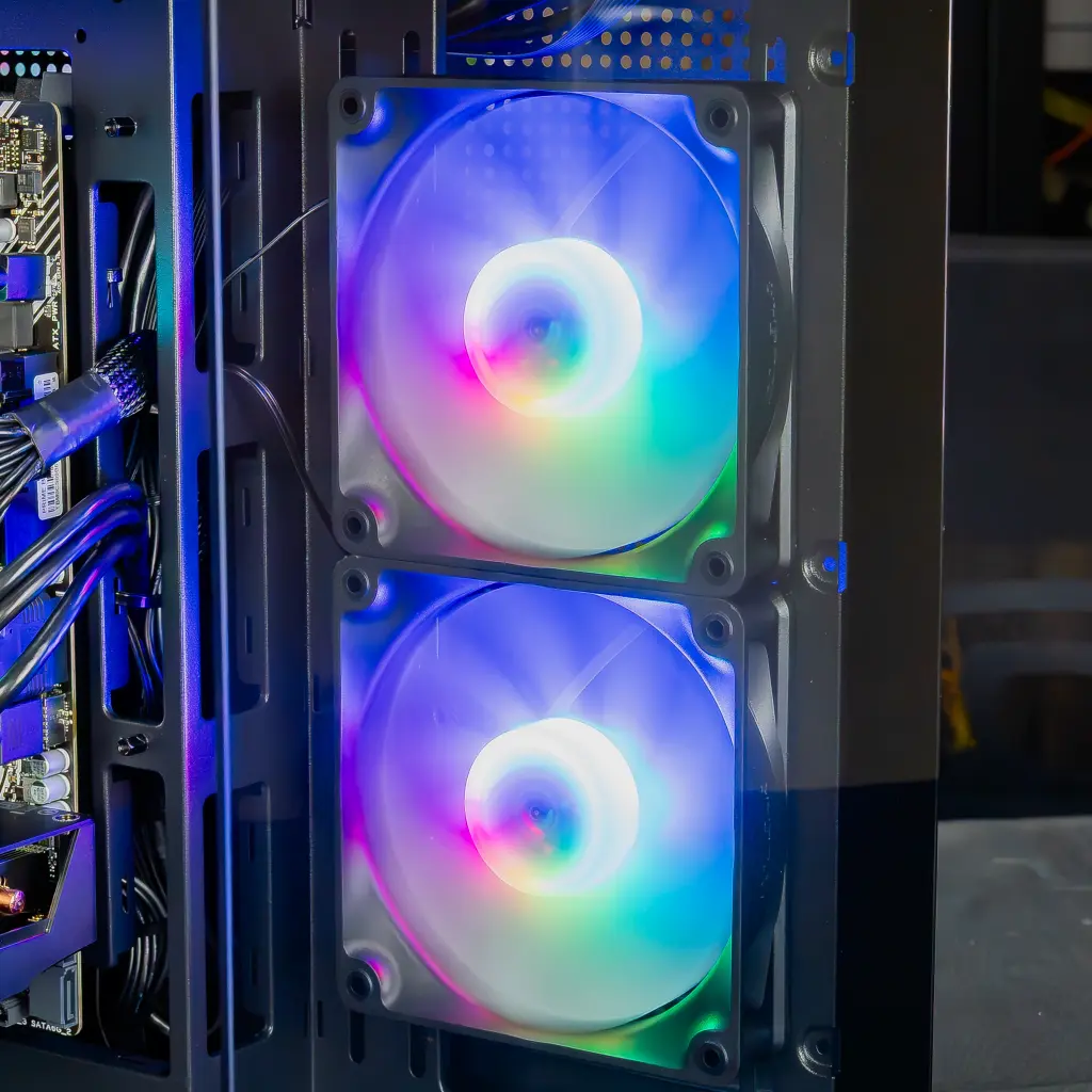 PC Mirage GeForce RTX™ 5060 Ti Powered by MSI