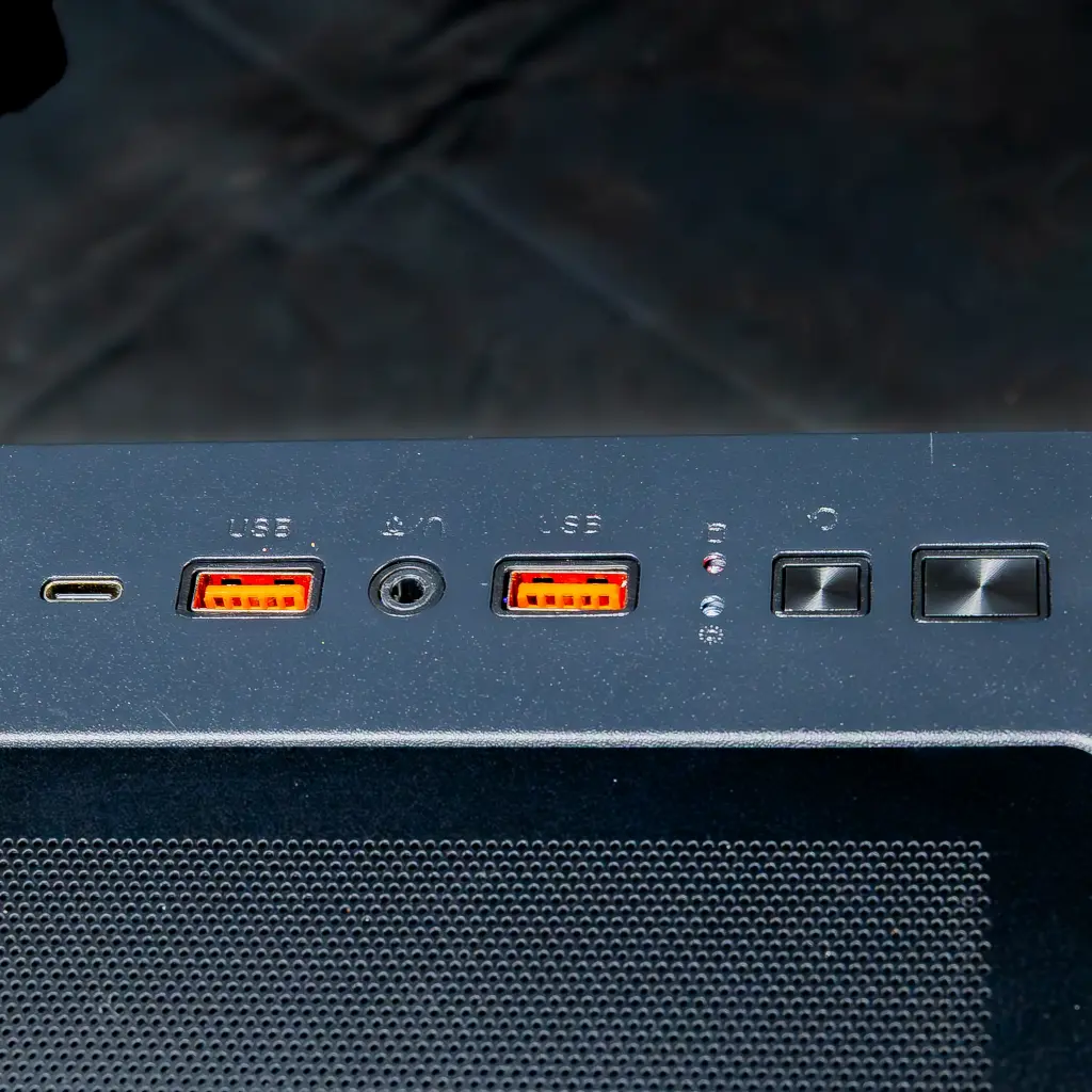 PC Mirage GeForce RTX™ 5060 Ti Powered by MSI