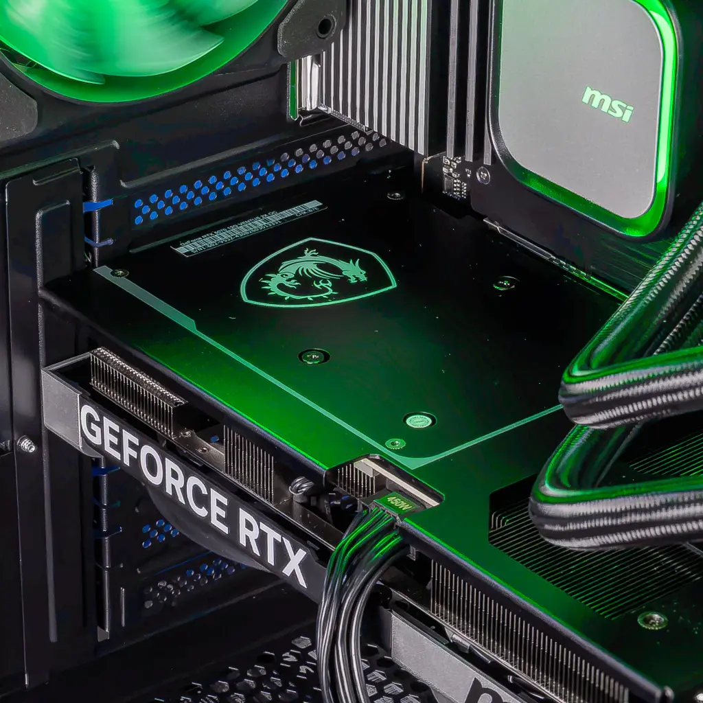 PC Spatium GEFORCE RTX™ 5070