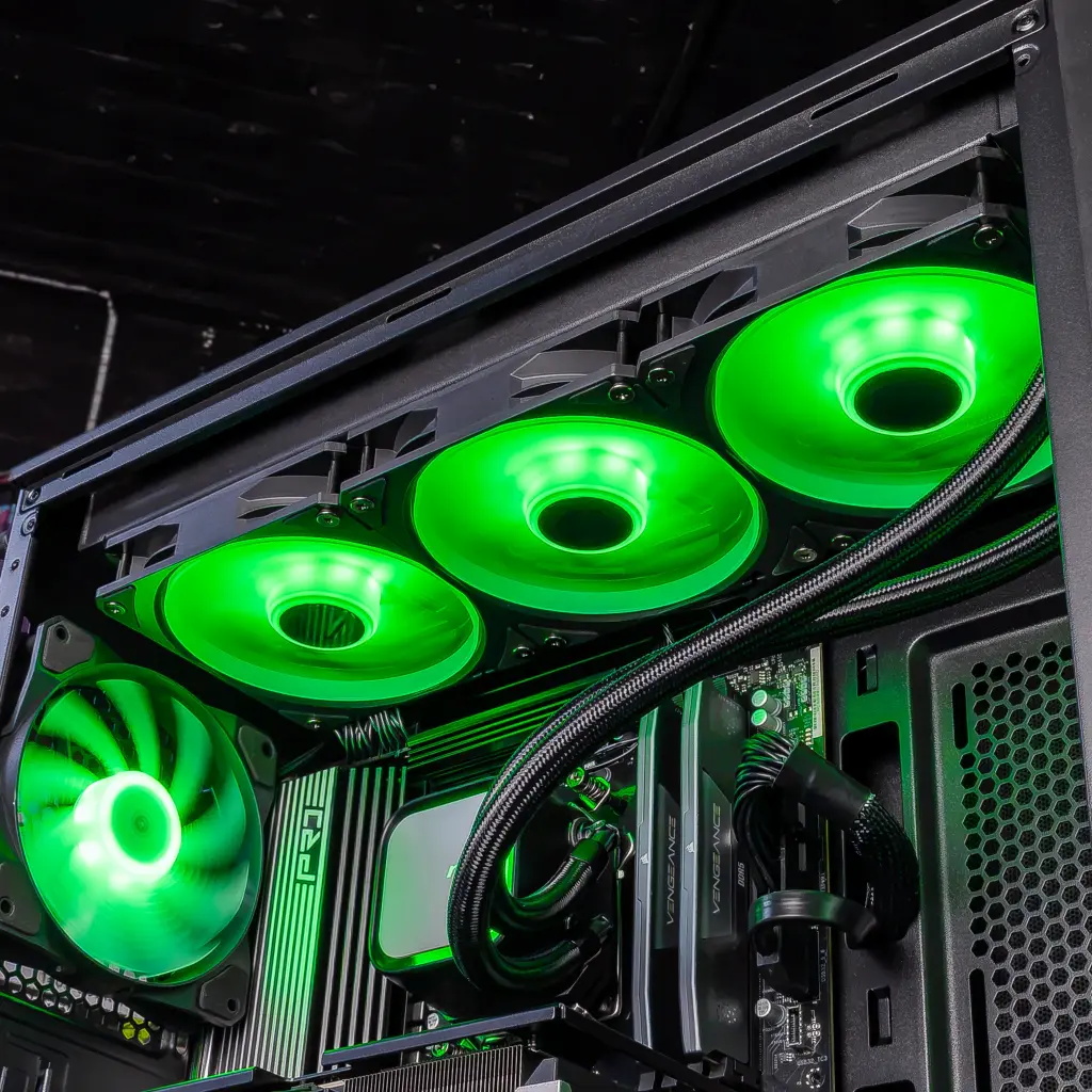 PC Spatium GEFORCE RTX™ 5070