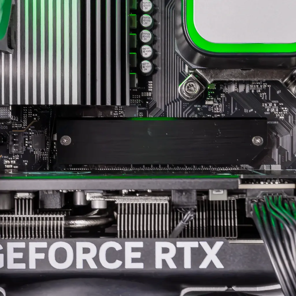 PC Spatium GEFORCE RTX™ 5070