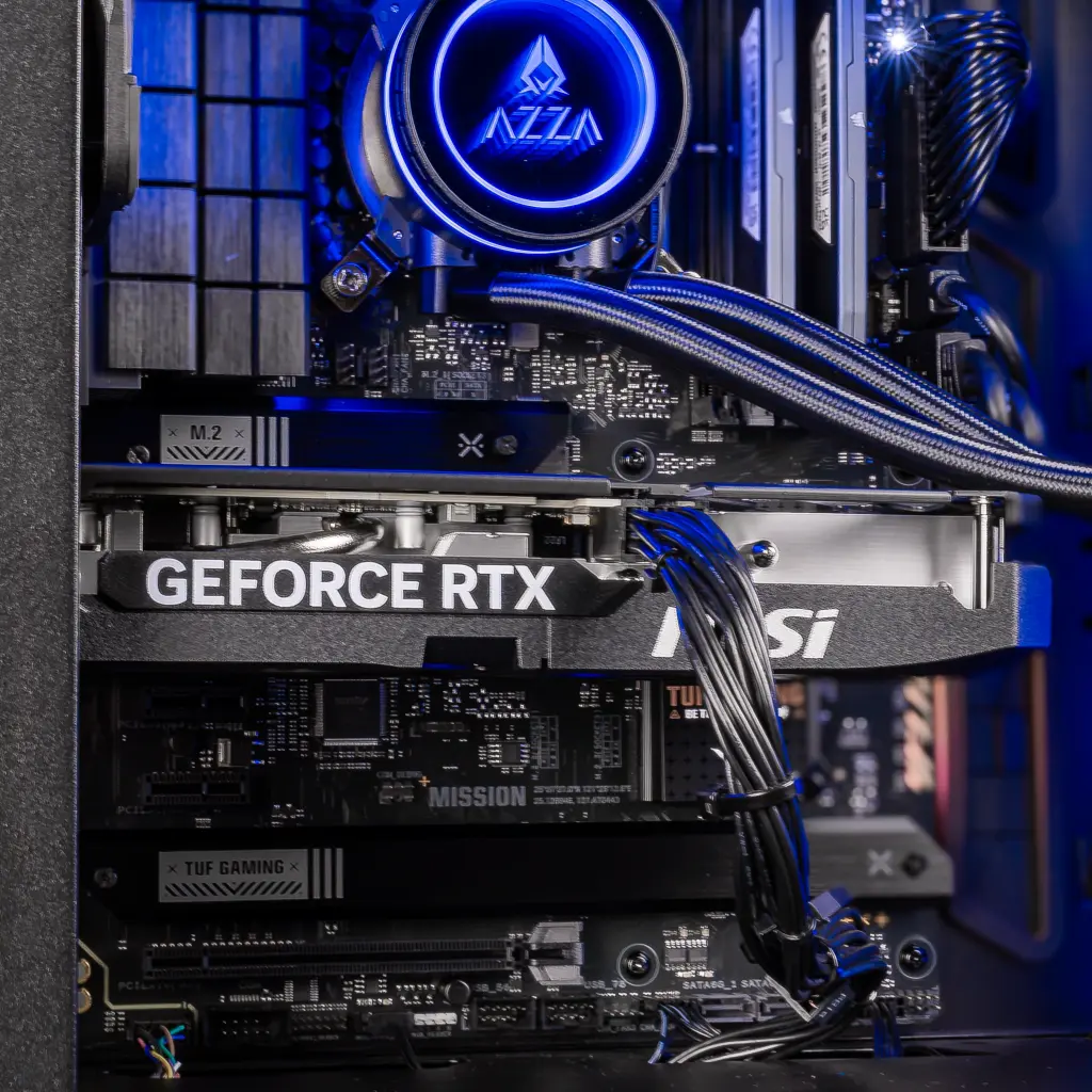 PC Swift GEFORCE RTX™ 5060 Ti 16GB