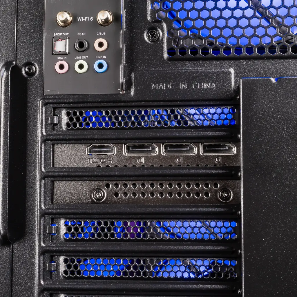 PC Swift GEFORCE RTX™ 5060 Ti 16GB