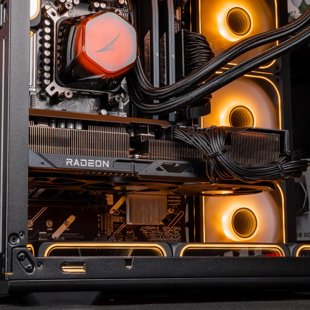 PC Apex V2 Radeon™ RX 9070 XT 16GB