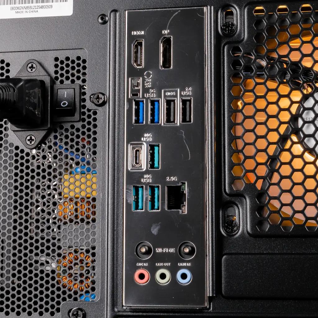 PC Apex V2 Radeon™ RX 9070 XT 16GB