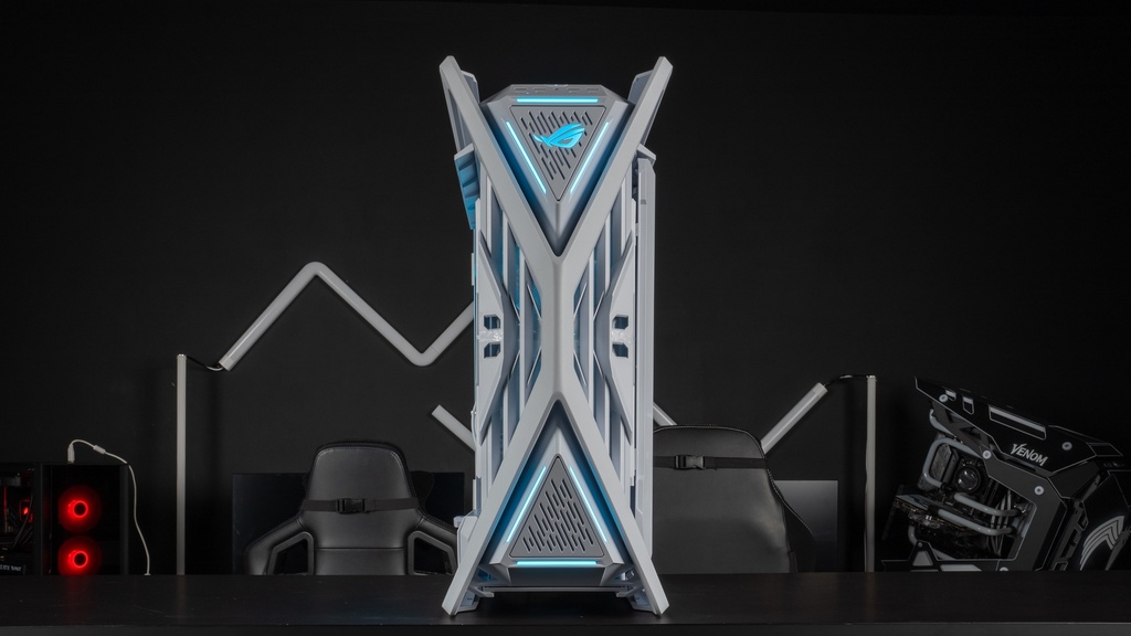 PC Hyperion White RX 7900 XTX Powered by ASUS
