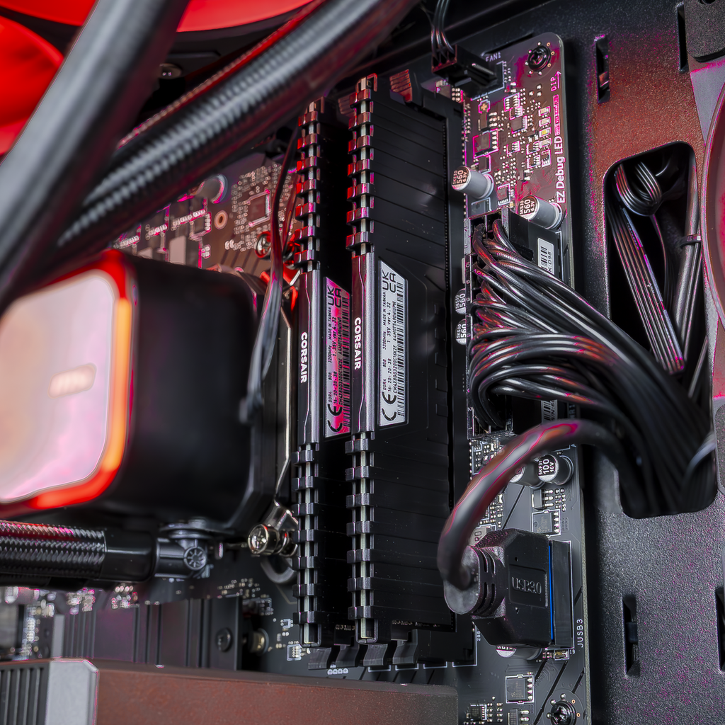 PC Origin GEFORCE RTX™ 5060