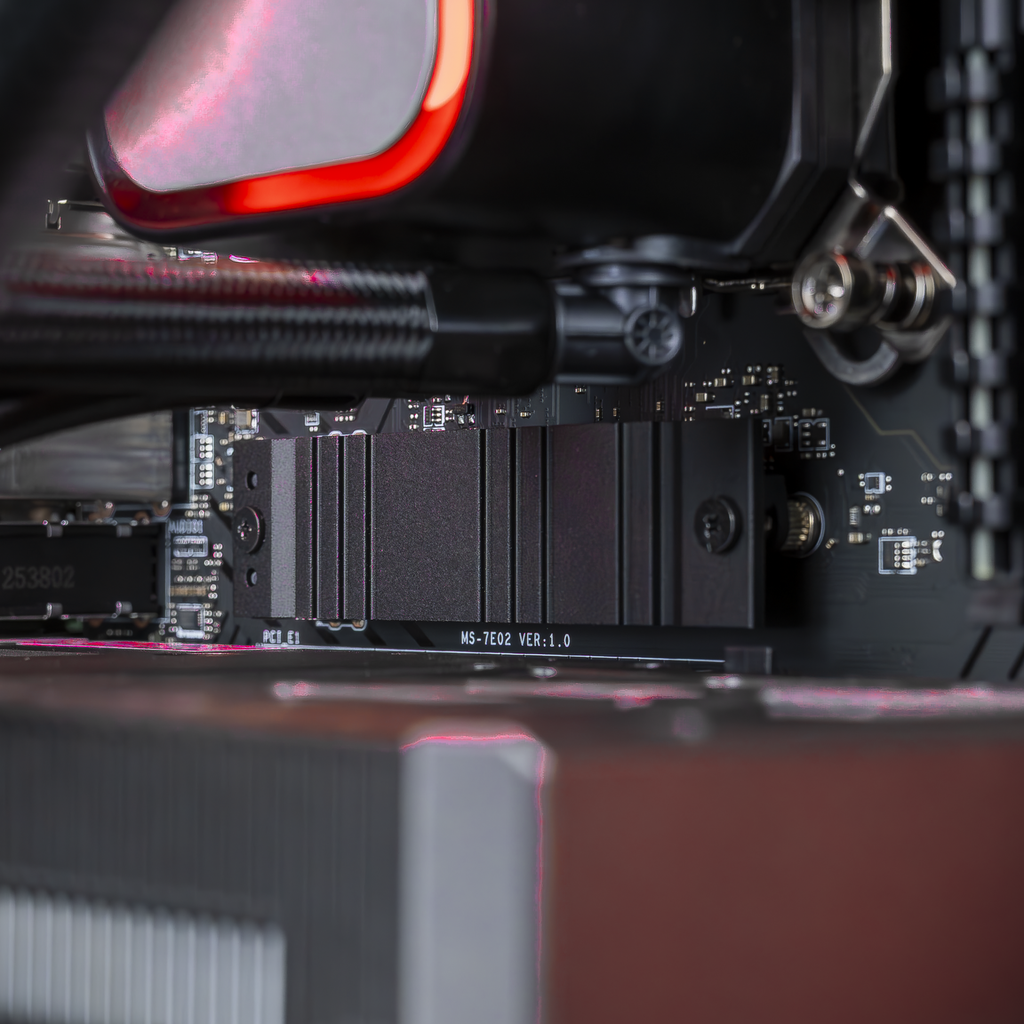 PC Origin GEFORCE RTX™ 5060