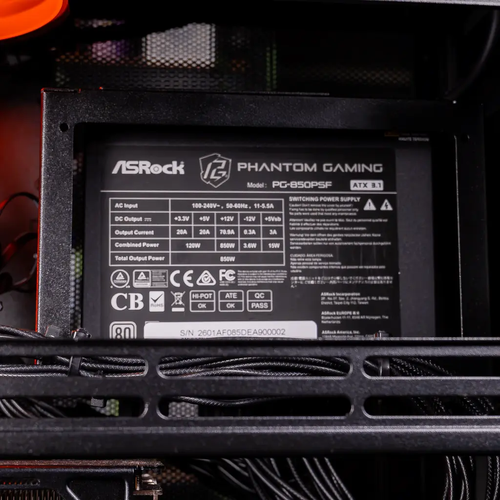 PC Loft Radeon™ RX 9070 GRE 12GB