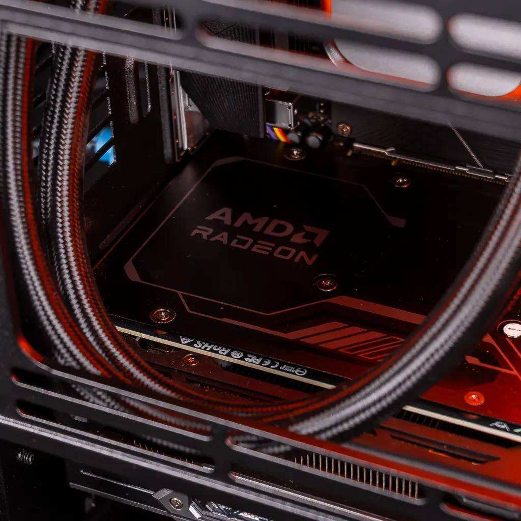 PC Loft Radeon™ RX 9070 GRE 12GB