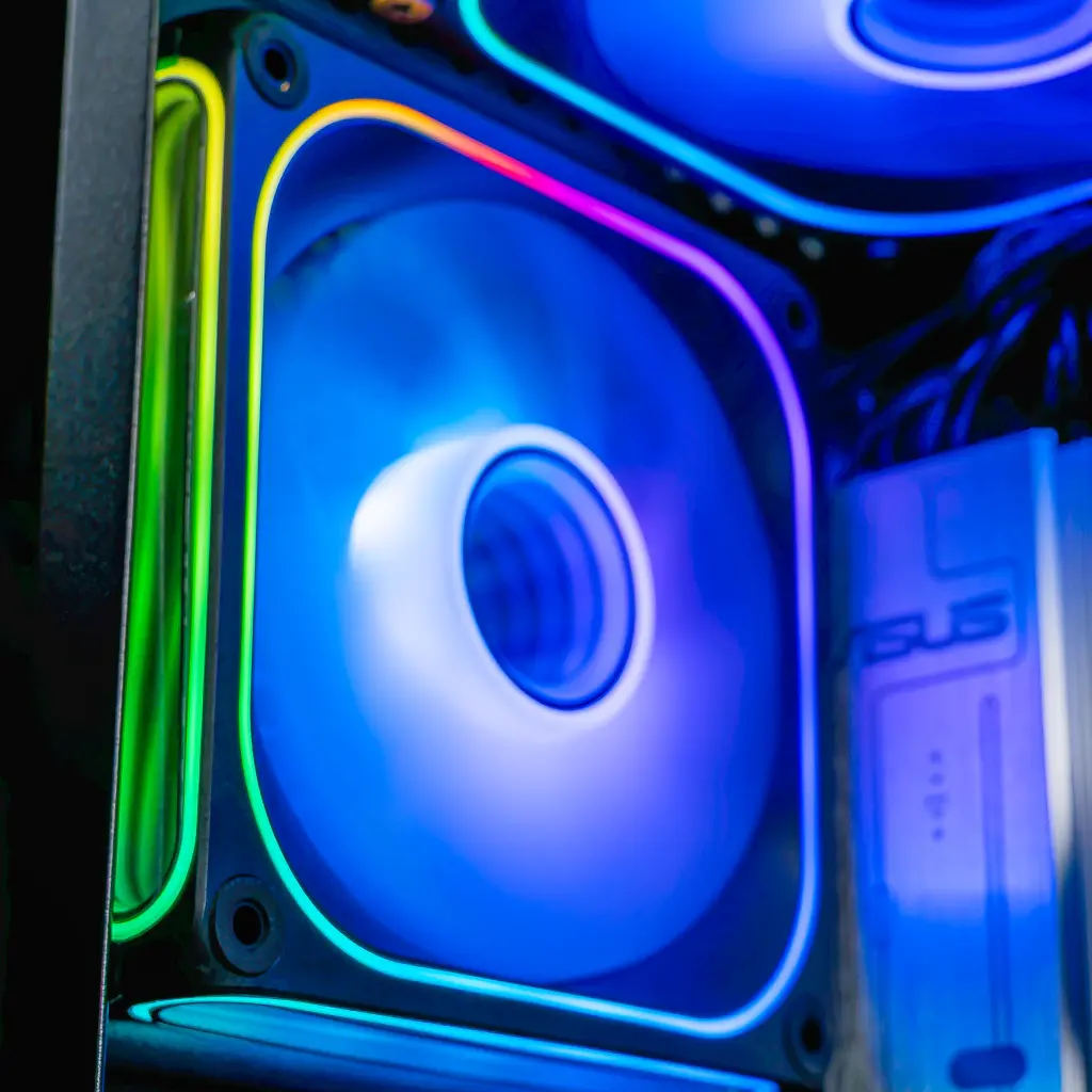 PC Nexaris GEFORCE RTX™ 5080