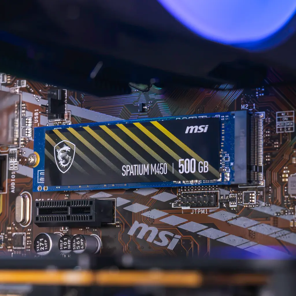 PC Corvus GEFORCE RTX™ 5050