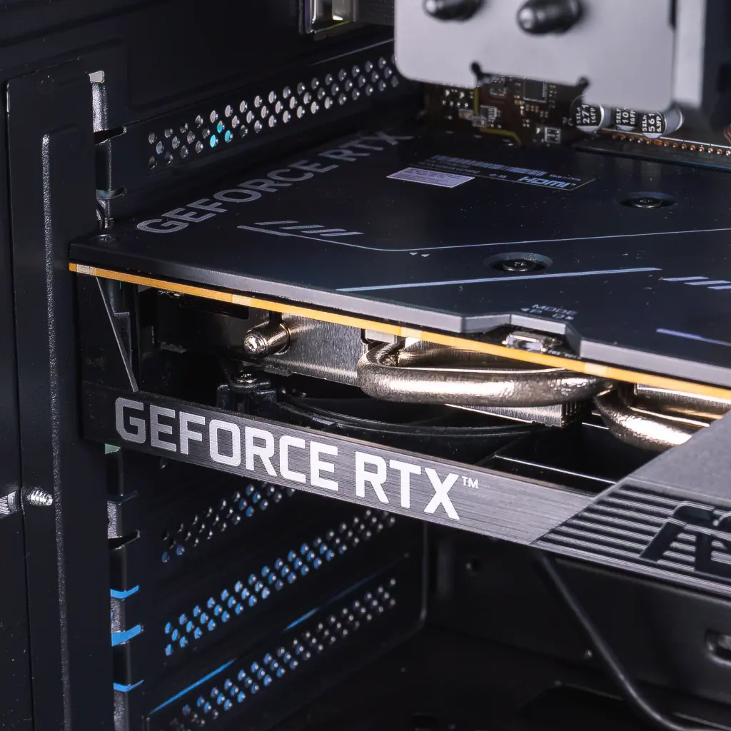 PC Corvus GEFORCE RTX™ 5050