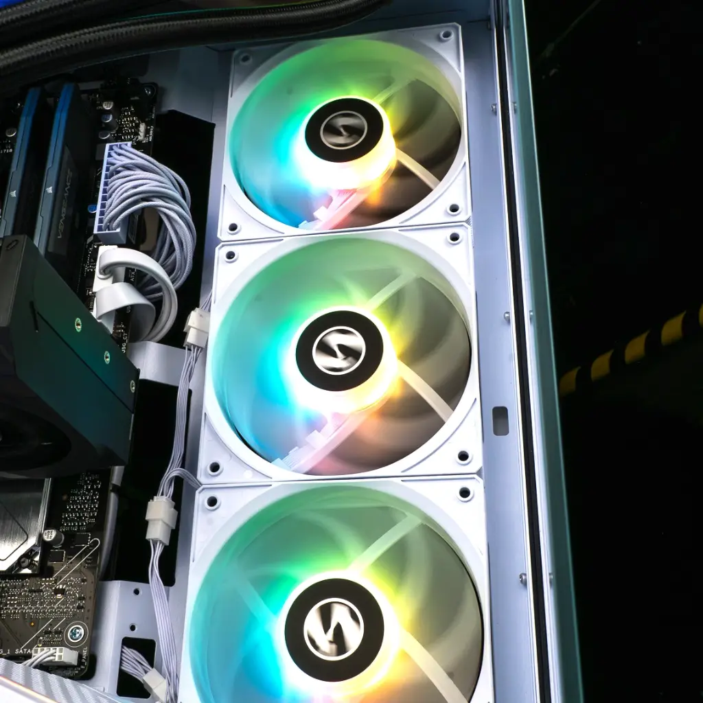 PC Polaris NVIDIA GeForce RTX™ 5070