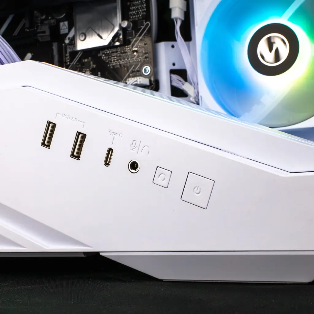 PC Polaris NVIDIA GeForce RTX™ 5070