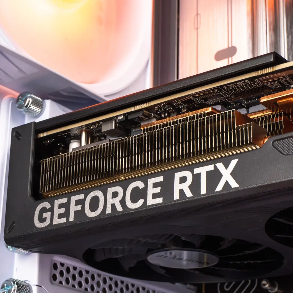 PC Polaris NVIDIA GeForce RTX™ 5070