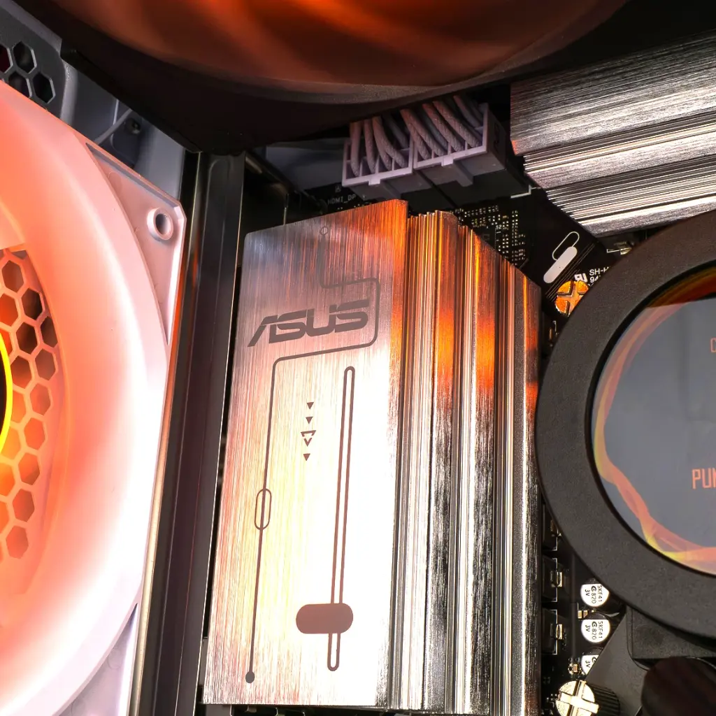 PC Polaris NVIDIA GeForce RTX™ 5070