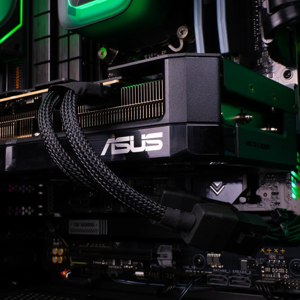 PC Venom GeForce RTX™ 5070 12GB