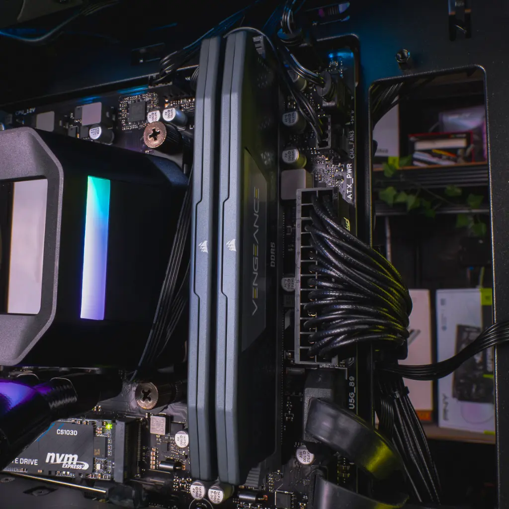 PC Menthe Radeon™ RX 9060 XT 16GB