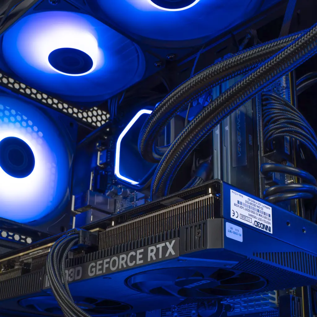 PC Umbra GeForce RTX™ 5070 12GB