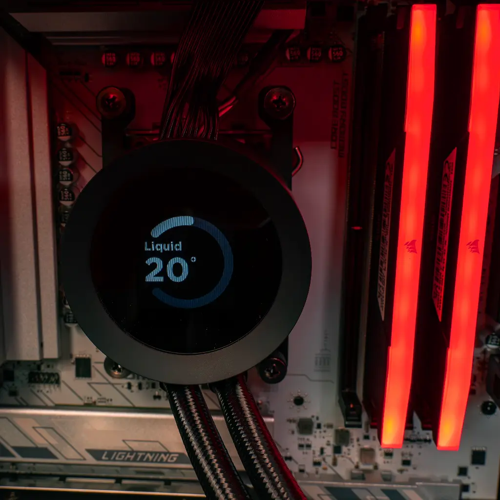 PC Solana GEFORCE RTX™ 5080