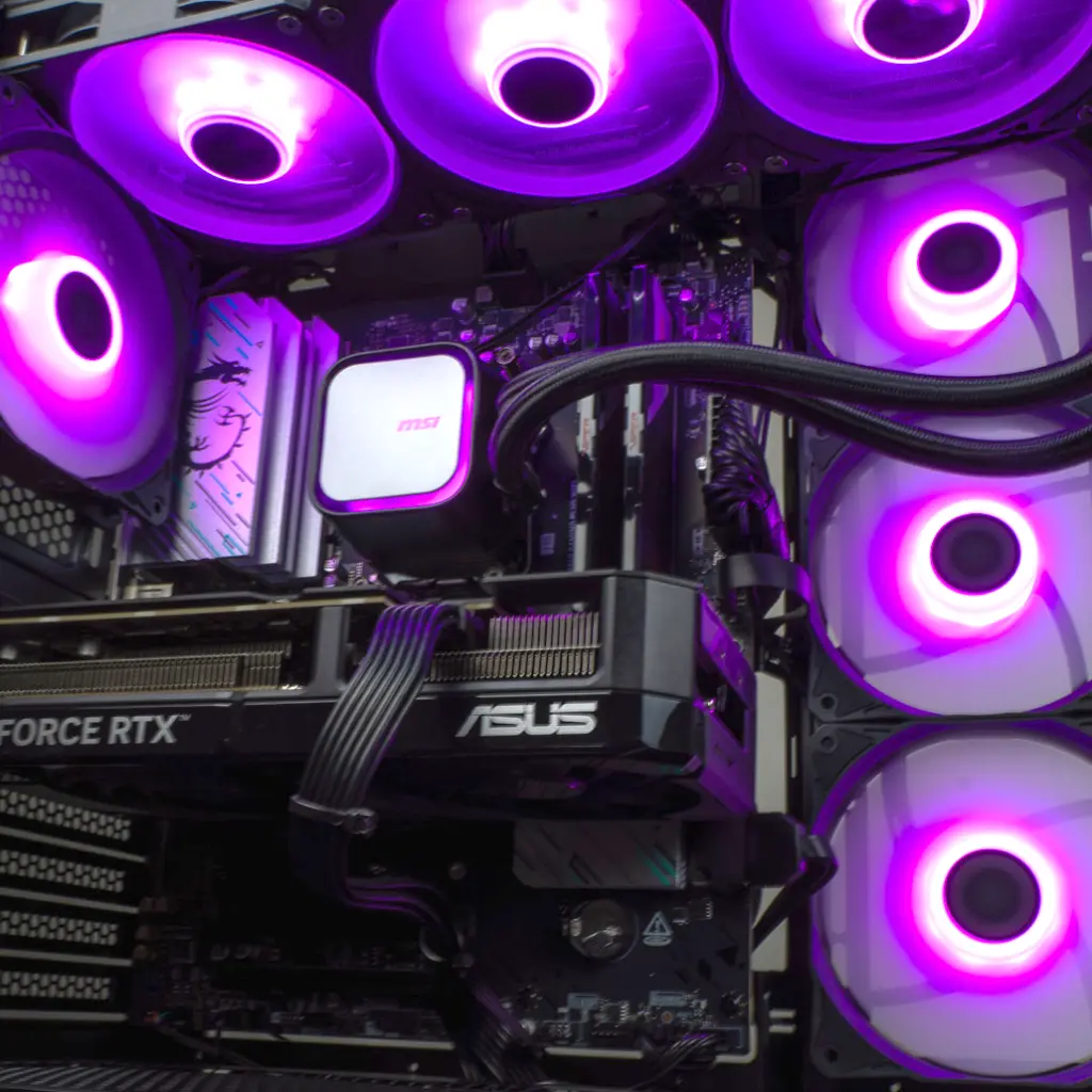 PC Rubis V2 GeForce RTX™ 5070 12GB