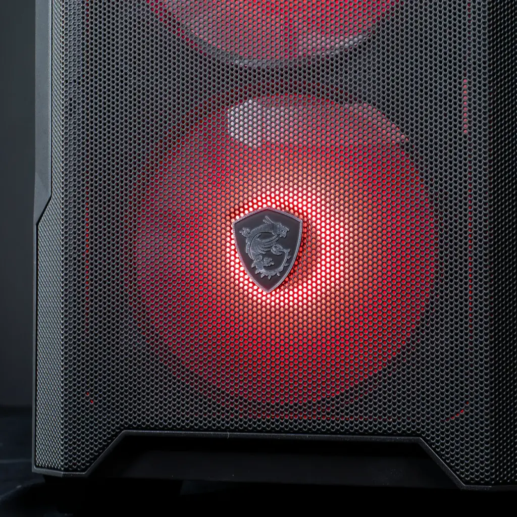 PC Savannah GEFORCE RTX™ 5060 Ti Powered by MSI