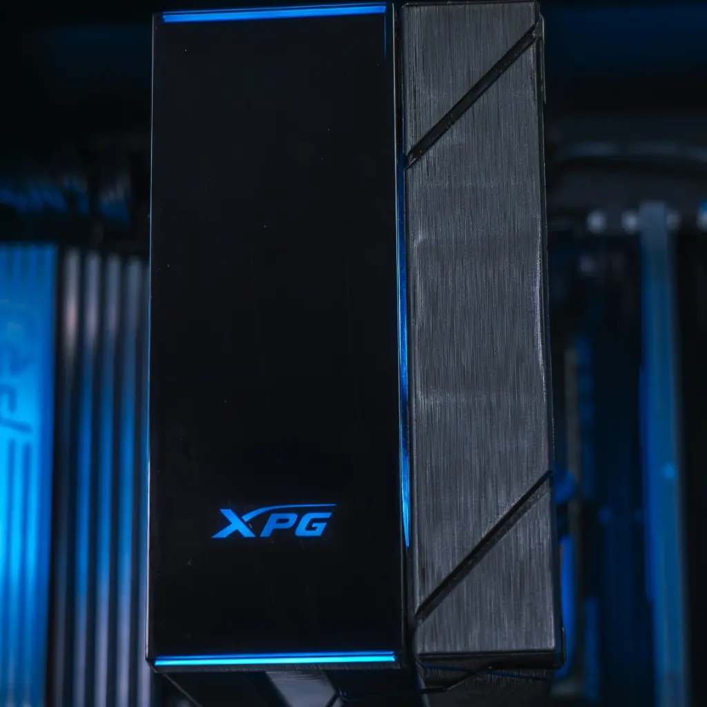 PC Reyna GeForce RTX™ 5060 Ti 16GB By XPG