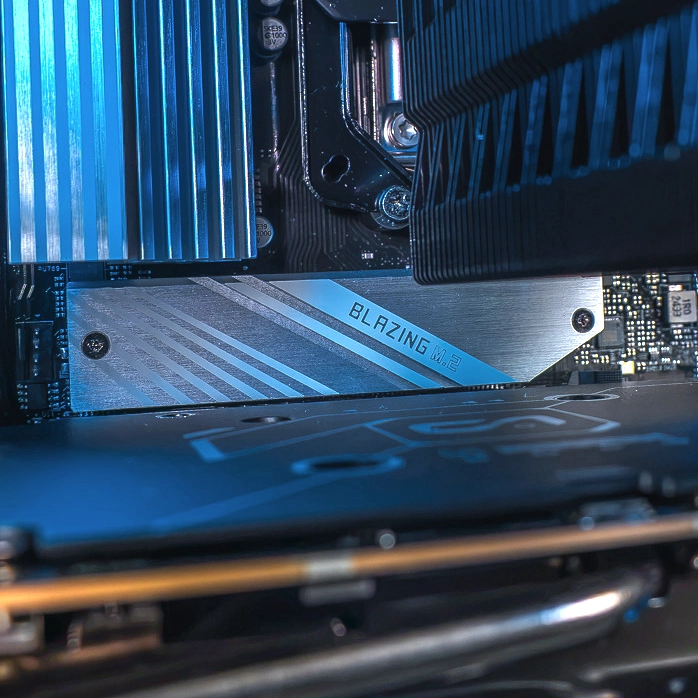 PC Reyna GeForce RTX™ 5060 Ti 16GB By XPG
