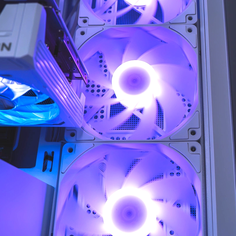 Onyx V2 Radeon™ RX 9070 16GB