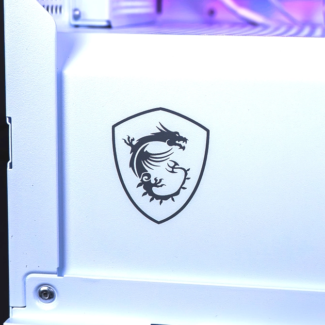 Onyx V2 Radeon™ RX 9070 16GB