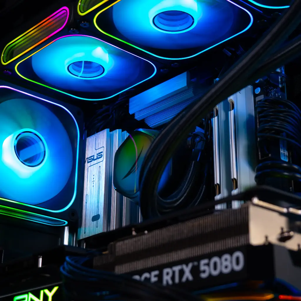 PC Solana GEFORCE RTX™ 5080
