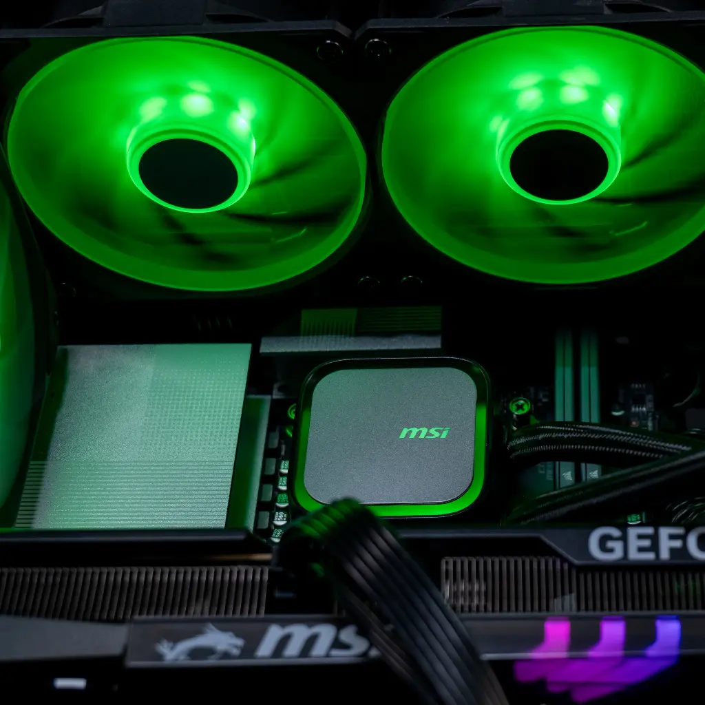 PC Angora GEFORCE RTX™ 5060 Ti 16GB