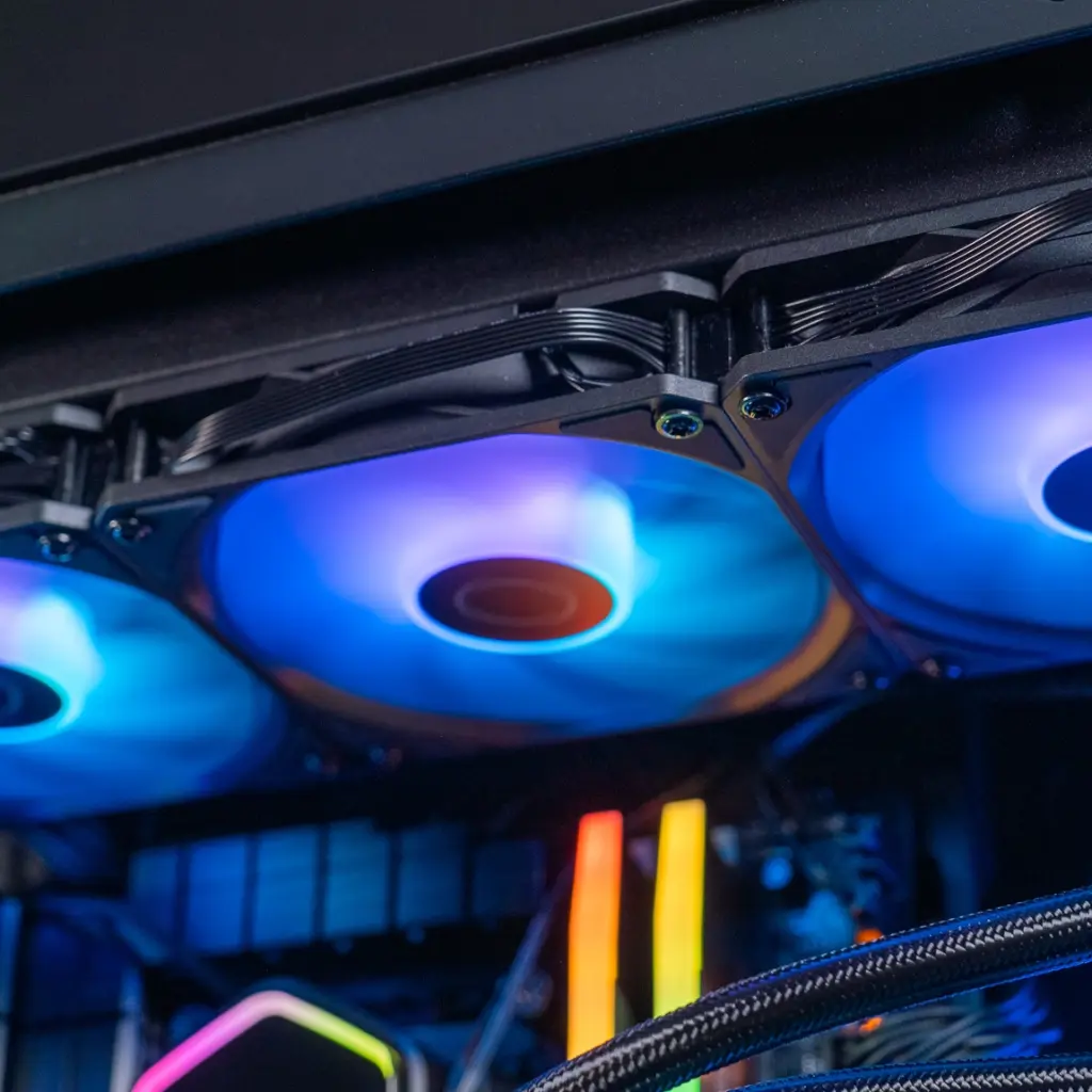 PC Aqua GEFORCE RTX® 4070 SUPER