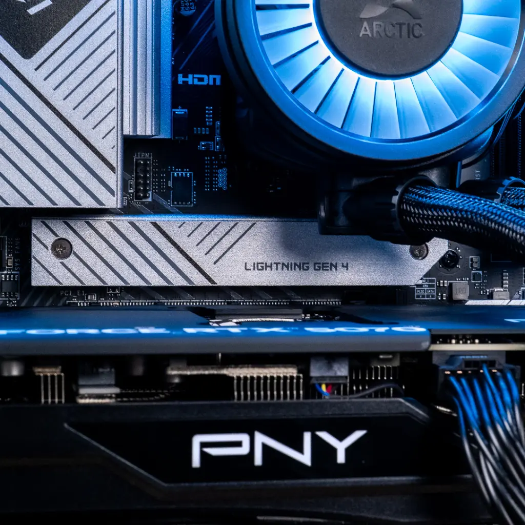 PC Cheetoh remastered GEFORCE RTX® 5070