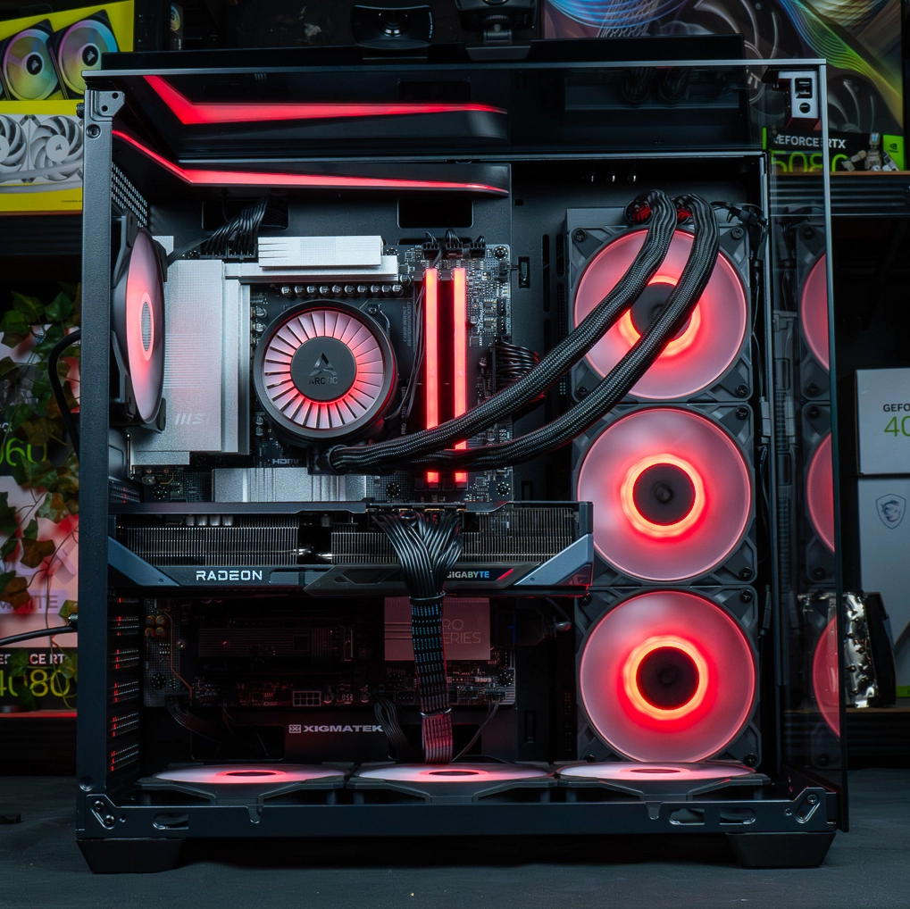 PC Primal Radeon RX 9070 XT