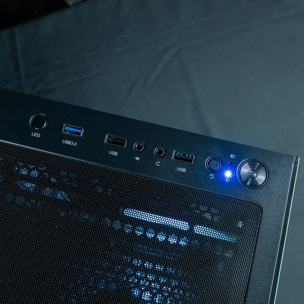 PC Primal Radeon RX 9070 XT