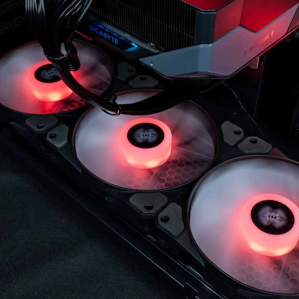 PC Primal Radeon RX 9070 XT