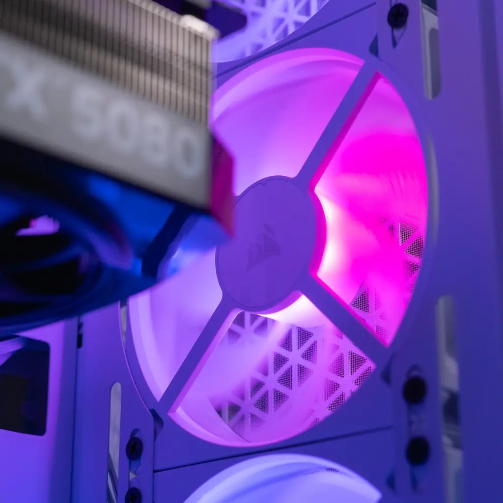 PC Solana GEFORCE RTX® 5080